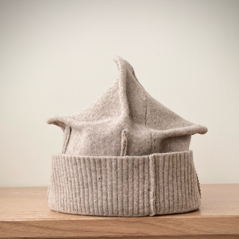 joodito origami crown 100% merino wool sweater hat bucket beanie cap beige tan